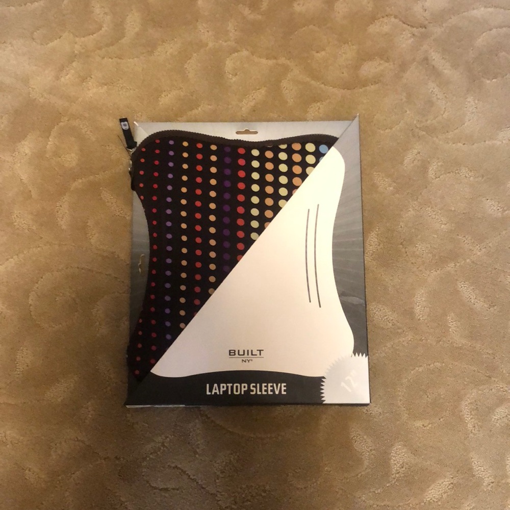 Built laptop sleeve case 12”